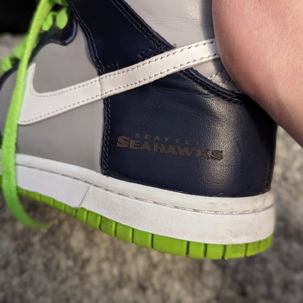 NIKEiD Dunk High Seahawks shoes - Picture 2 of 5